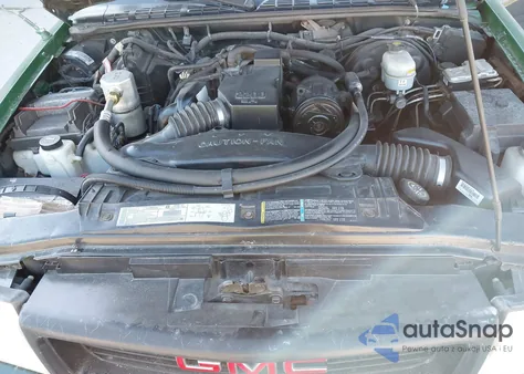 2002 GMC Sonoma Sl z USA, uszkodzony, nr VIN 1GTCS195728198821